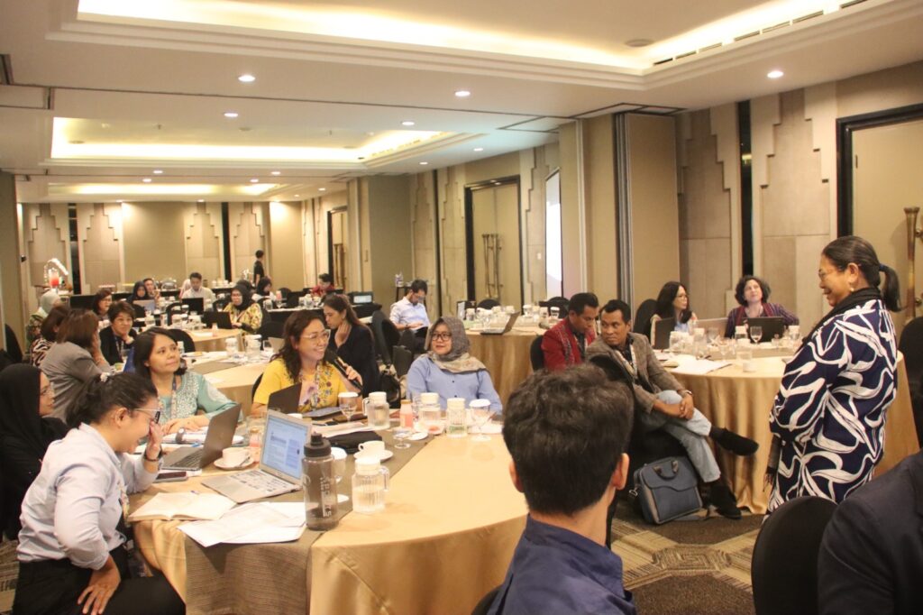 Hybrid Strengthening Regional Collaboration to Support Human Rights Defenders